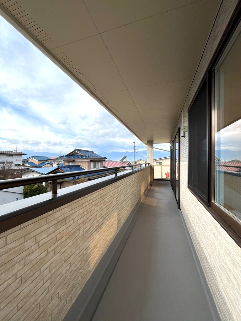 バルコニー バルコニー