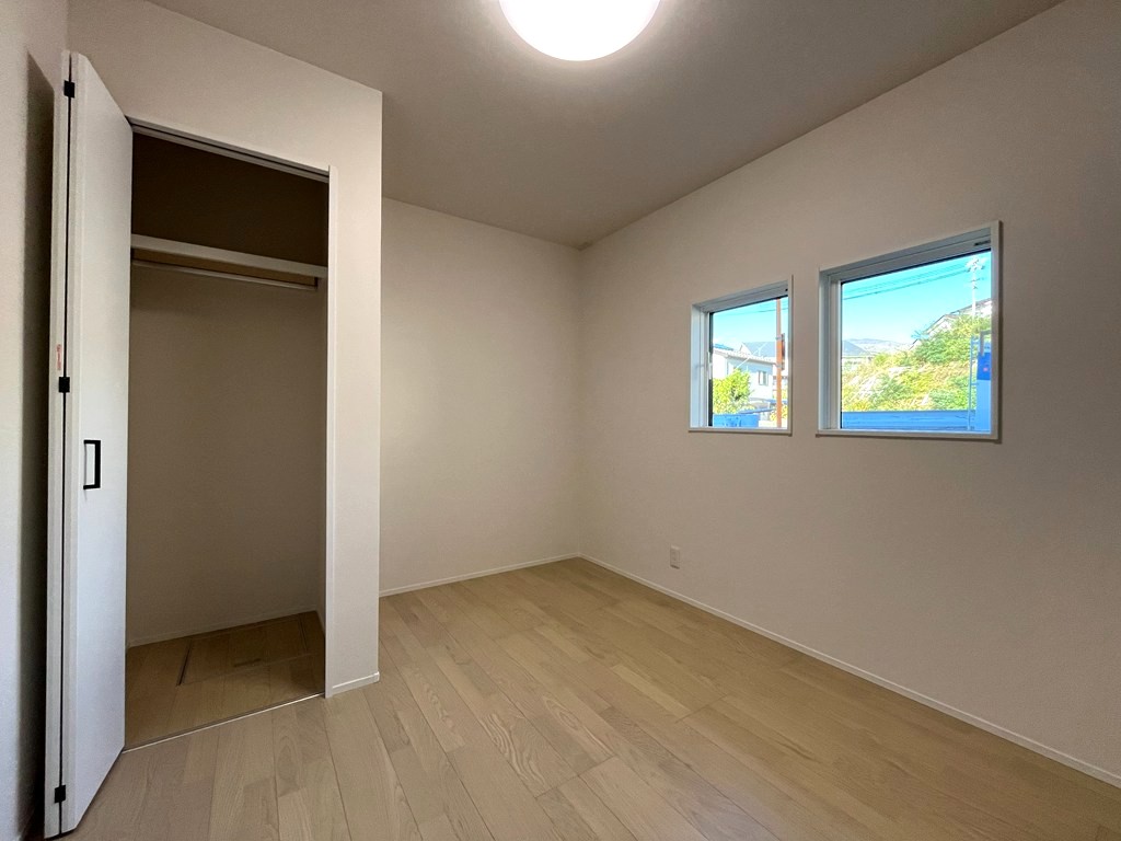 1階 北側洋室(5.4帖)・収納