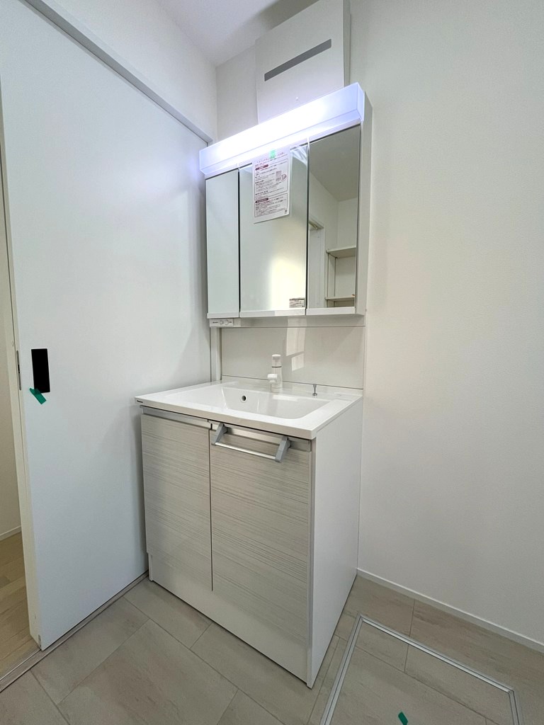 洗面化粧台新品 洗面化粧台新品