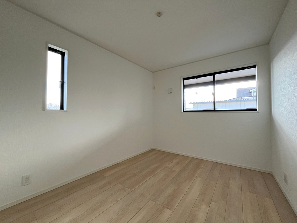 2階 東側洋室(6帖)