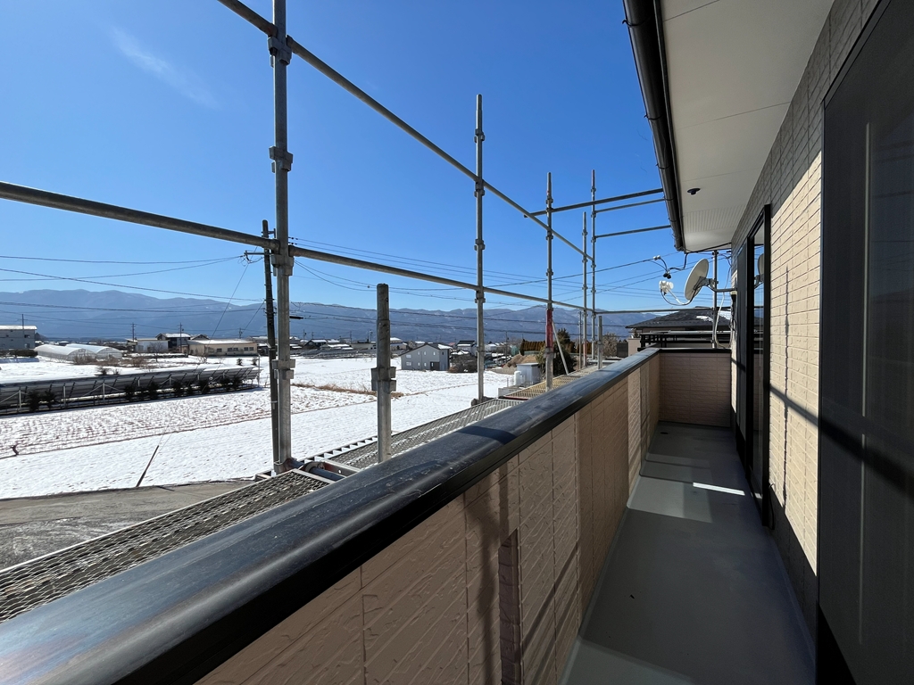 バルコニー バルコニー