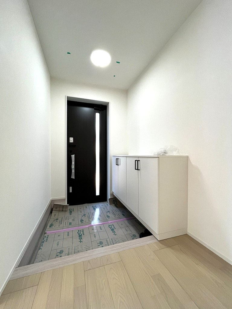 玄関(玄関ドア・下駄箱新品) 玄関(玄関ドア・下駄箱新品)