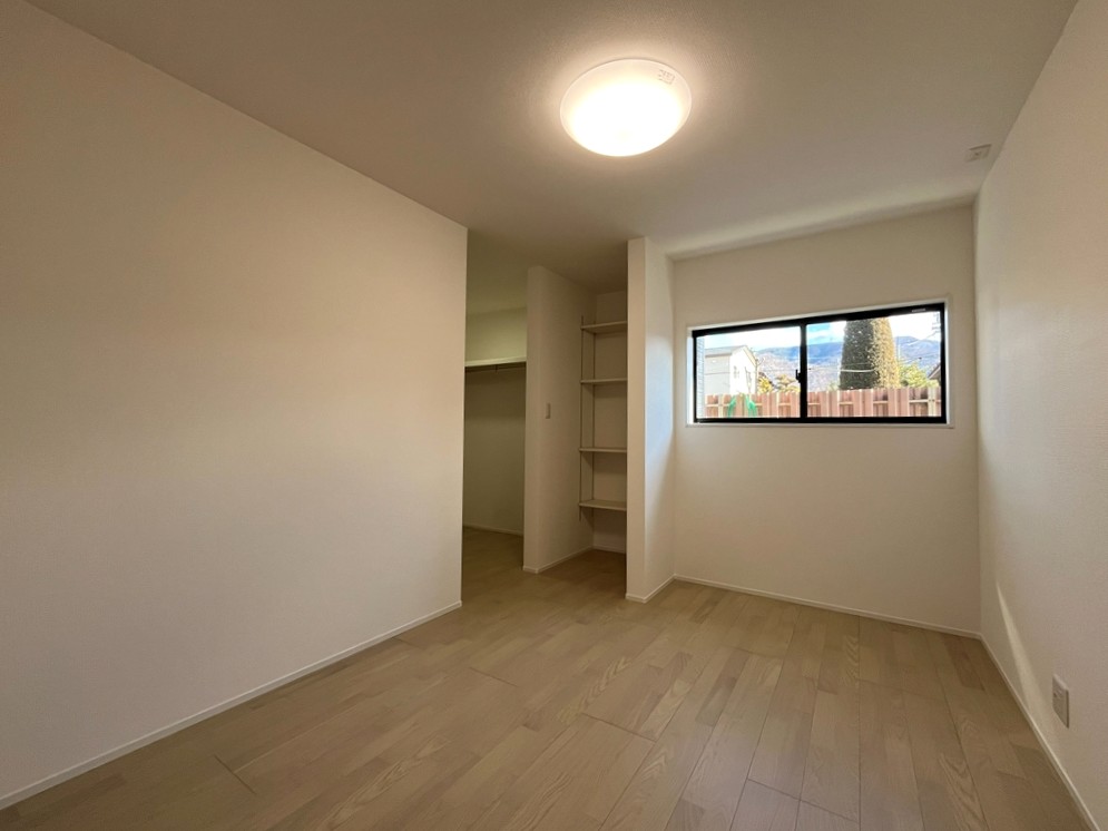 1階 洋室(6.7帖) 1階 洋室(6.7帖)