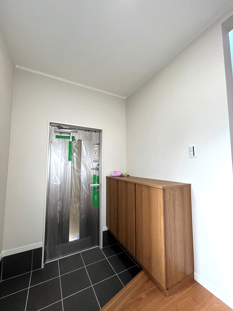 玄関(玄関ドア・下駄箱新品) 玄関(玄関ドア・下駄箱新品)