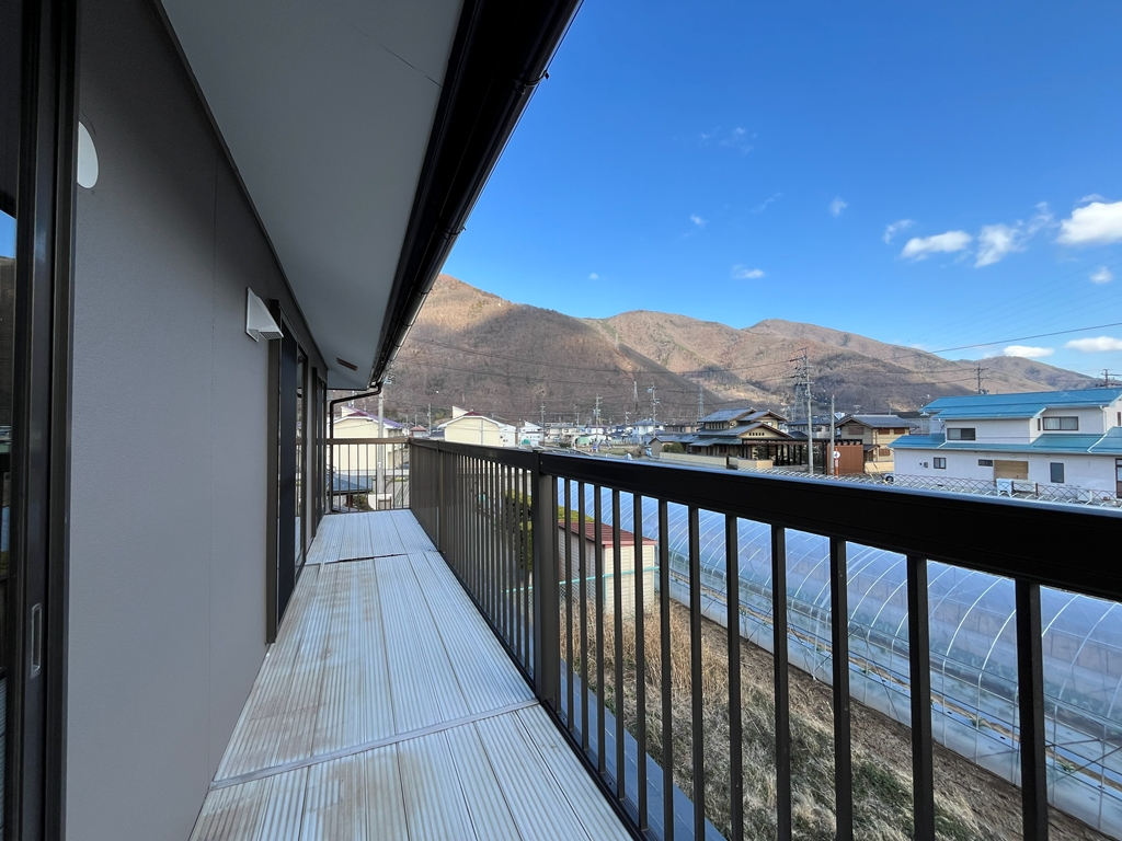 バルコニー バルコニー